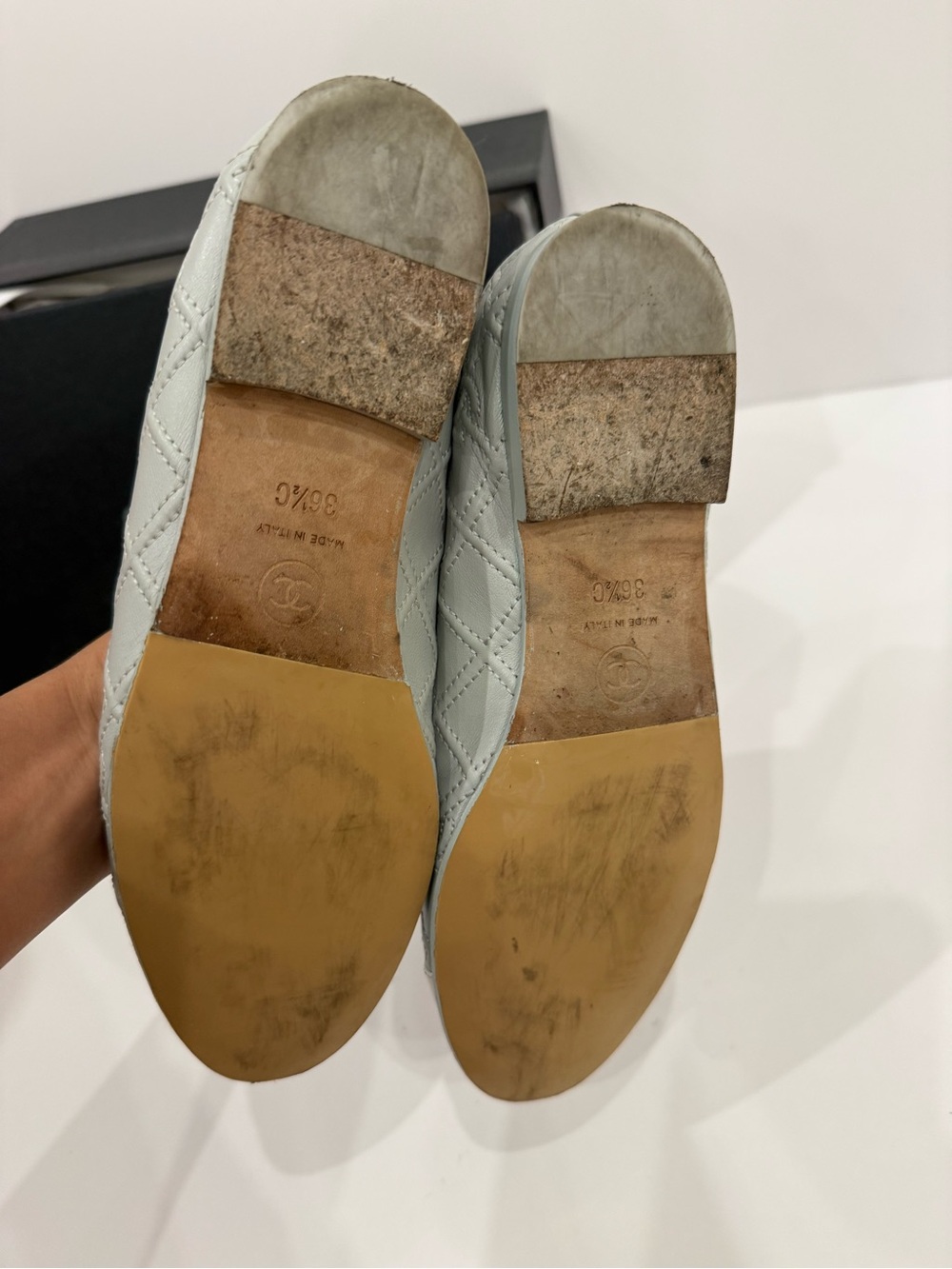 100% AUTHENTIC CHANEL Blue Gray Quilted Leather Ballet Flats with White Cap Toe - Picture 12 of 12